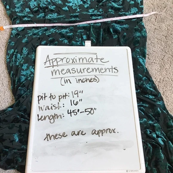 Calvin Klein. 3/4 sleeves. Black & green velvet floral. V-neck. High-low hem. - Picture 8 of 9